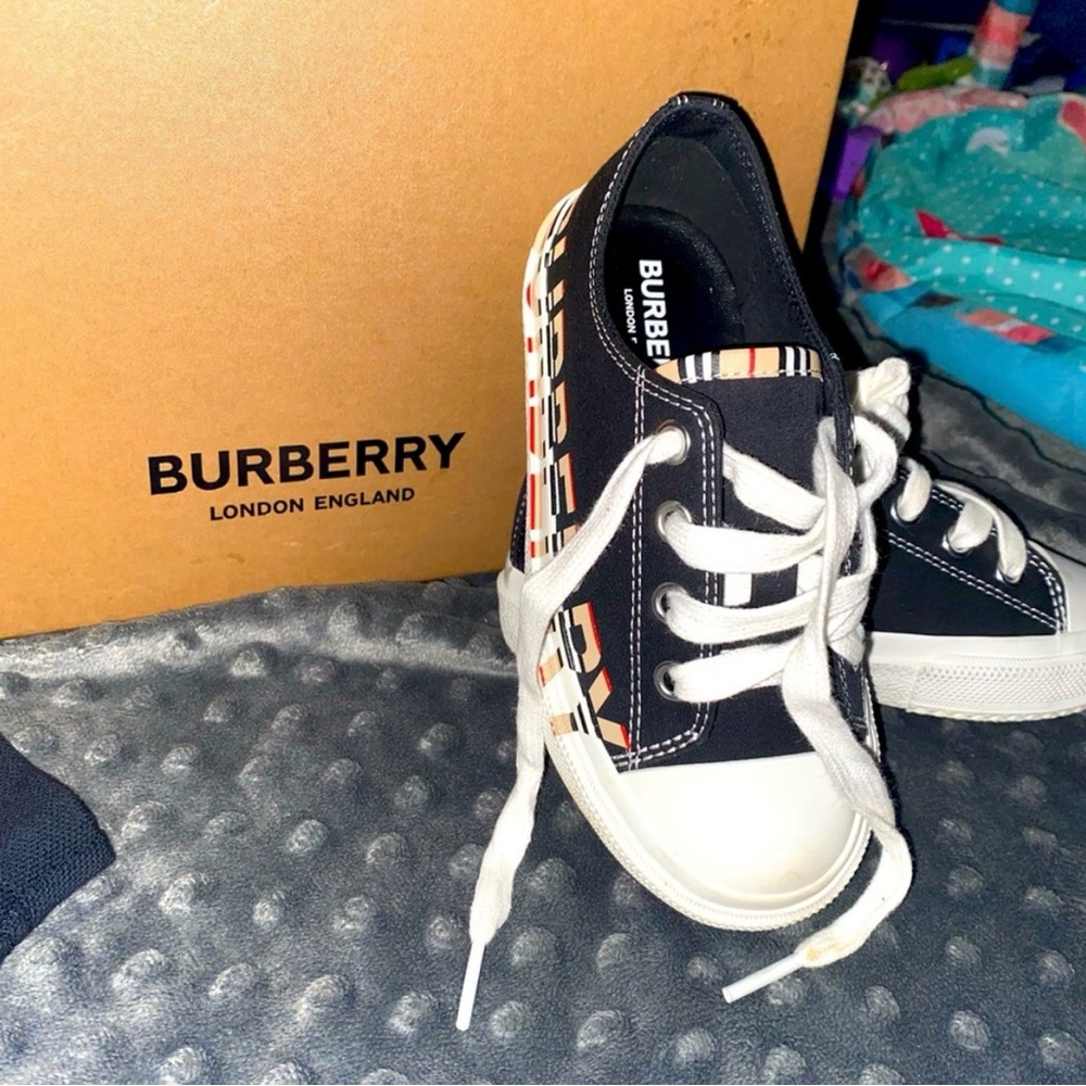 Burberry Sneakers